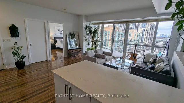 Additional image 6 of 5101 Dundas St Unit 906