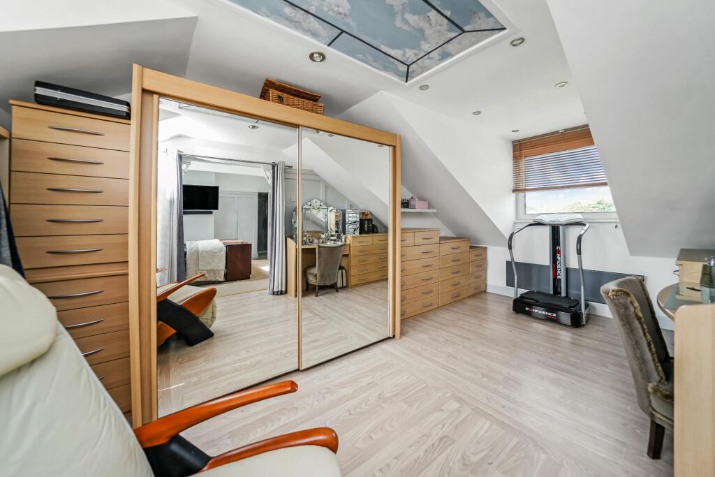 Additional image 20 of The New House, Park Avenue, Hastingwood