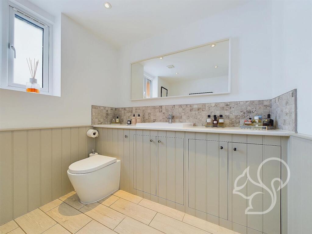 Additional image 29 of High Street, West Mersea