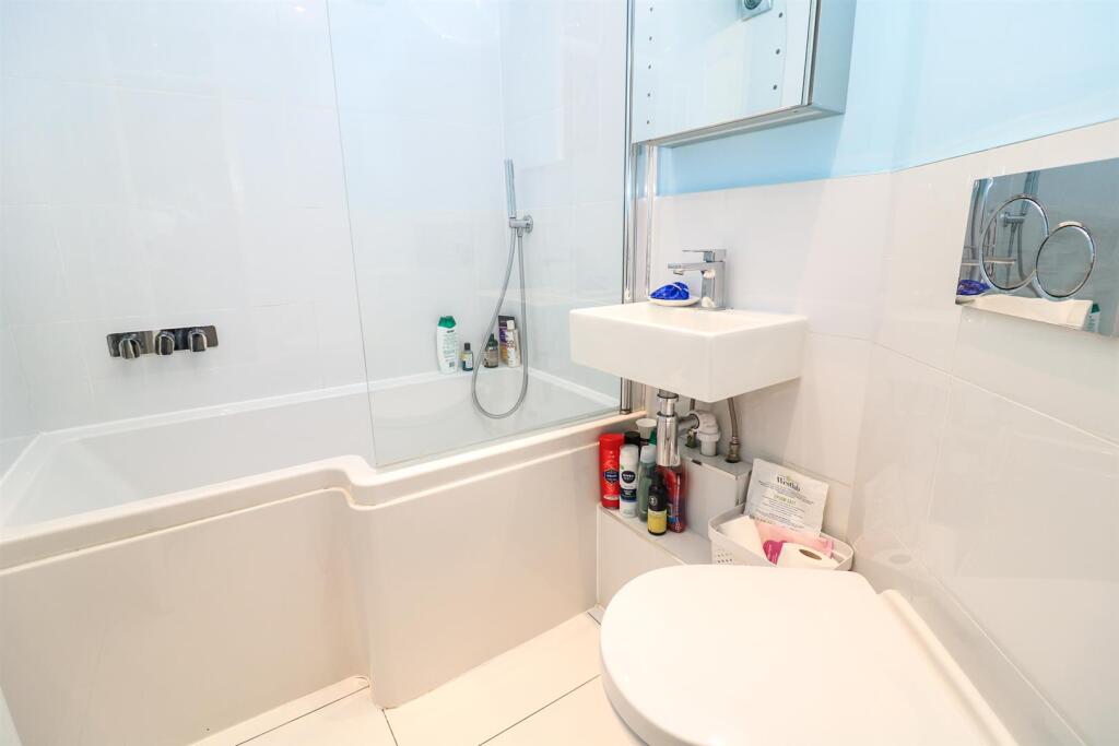 Additional image 7 of Elizabeth Way, Hatfield Peverel