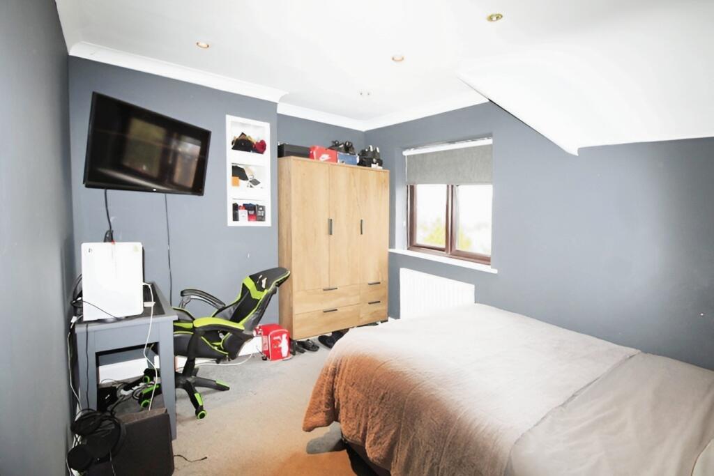 Additional image 20 of Maldon Road, Colchester, CO5
