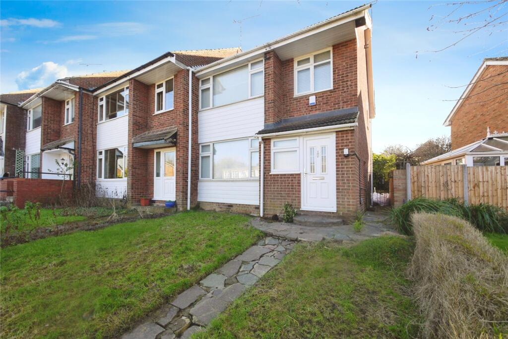 Wingrave Crescent, Brentwood, Essex, CM14