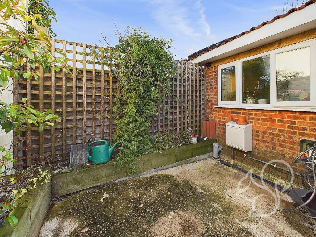 Additional image 31 of Hillside Road, Billericay