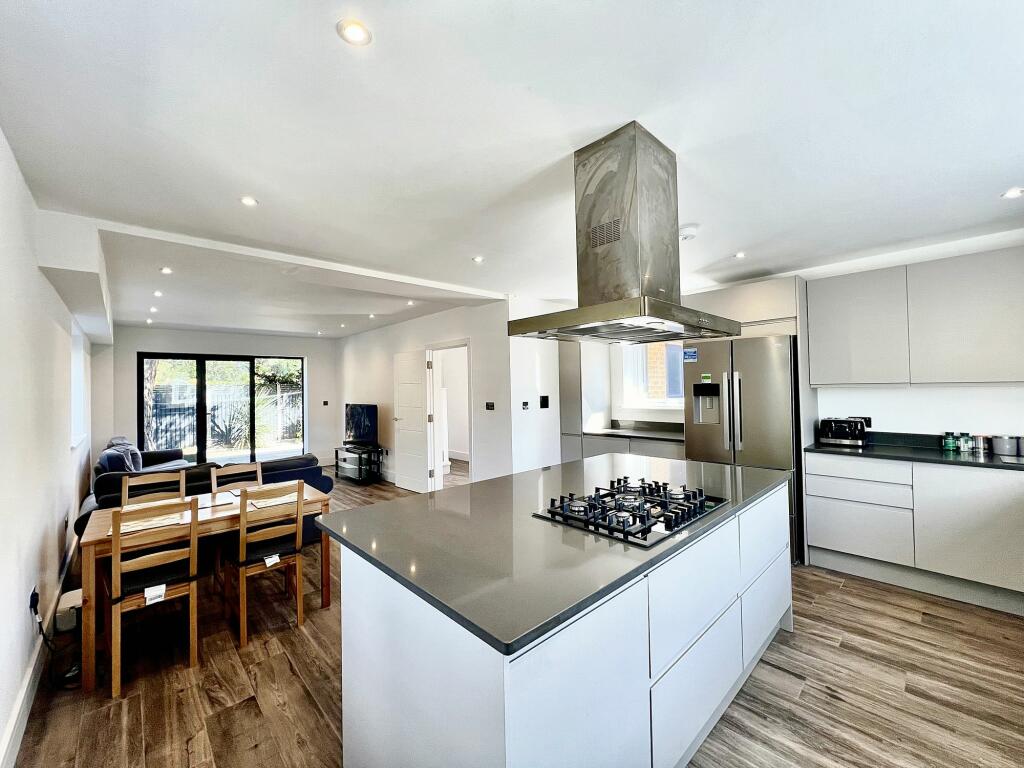 Additional image 6 of Kingsdown Avenue, South Croydon, CR2