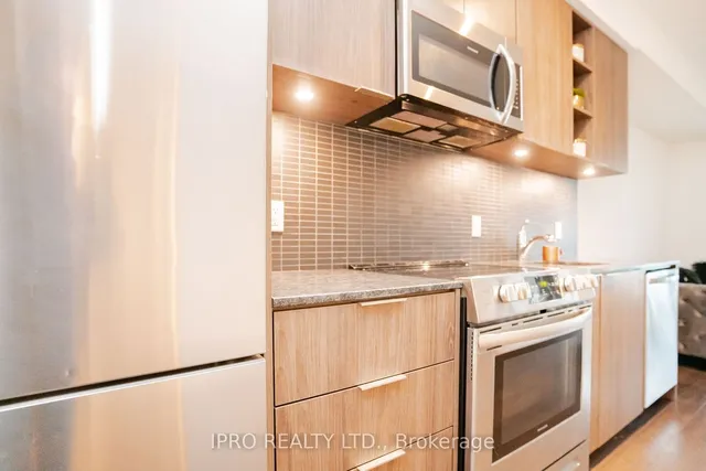 Additional image 13 of 30 Ordnance St Unit 407