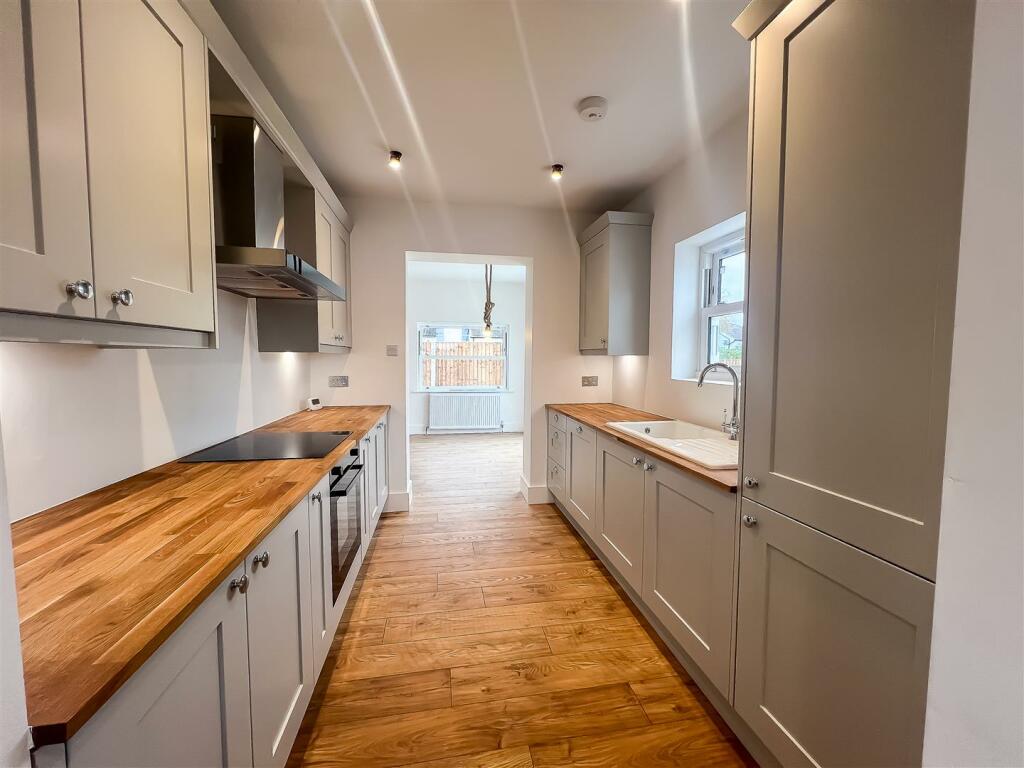 Additional image 7 of Beatrice Road, Walton On The Naze