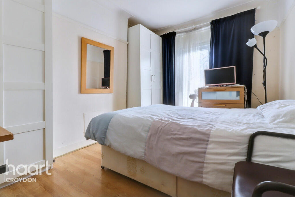 Additional image 6 of Waddon Park Avenue, Croydon