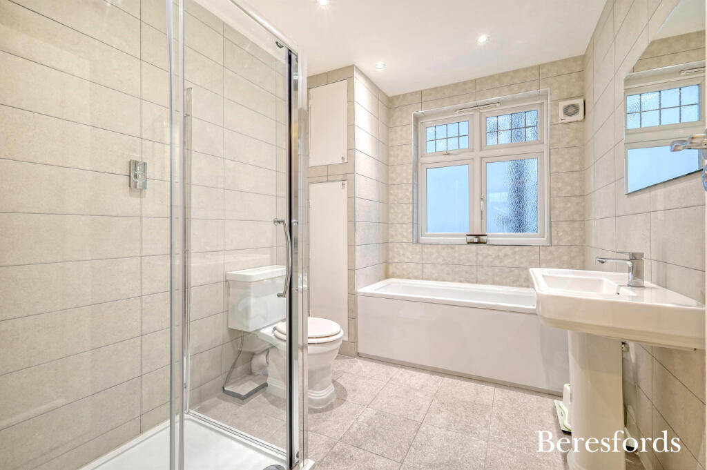 Additional image 16 of The Close, Rose Valley, CM14