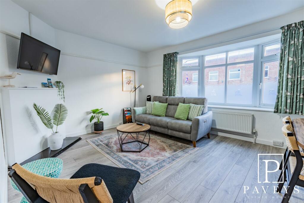 Additional image 13 of High Street, Walton On The Naze