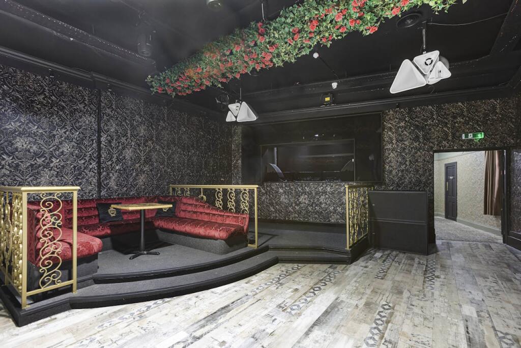 Additional image 75 of The Sugar Hut, 93-95 High Street, Brentwood, CM14 4RR