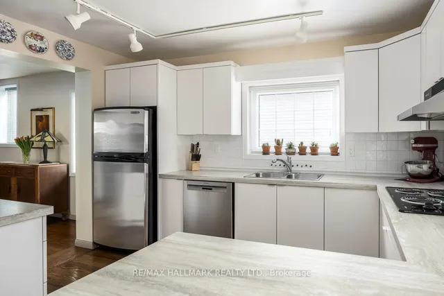 Additional image 11 of 220 Linsmore Cres