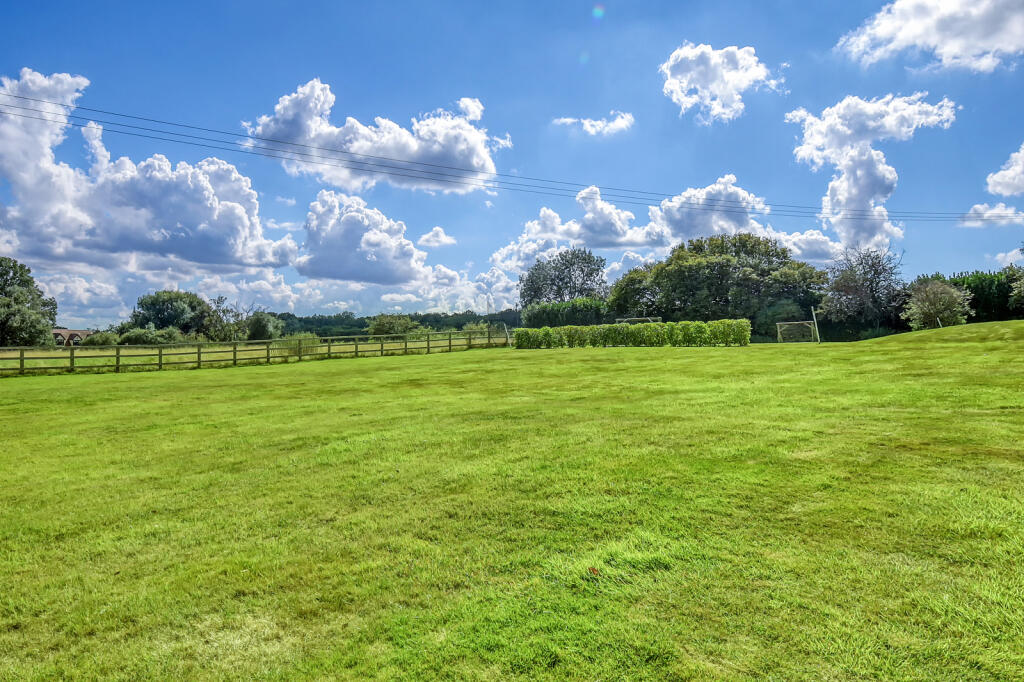 Additional image 35 of Outings Lane, Doddinghurst, CM15