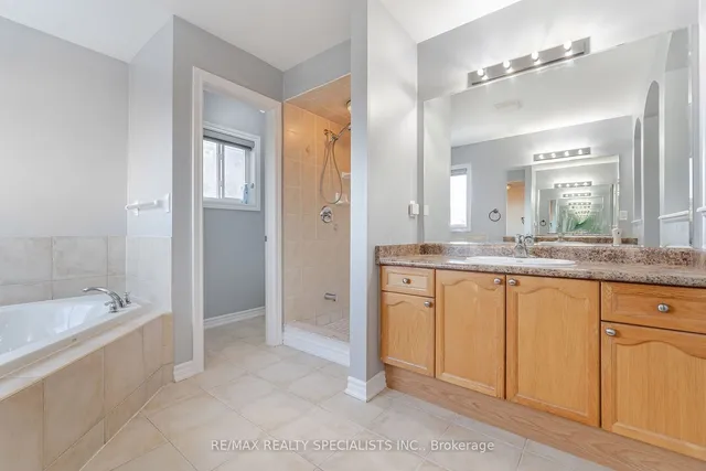 Additional image 29 of 6 Arctic Fox Cres