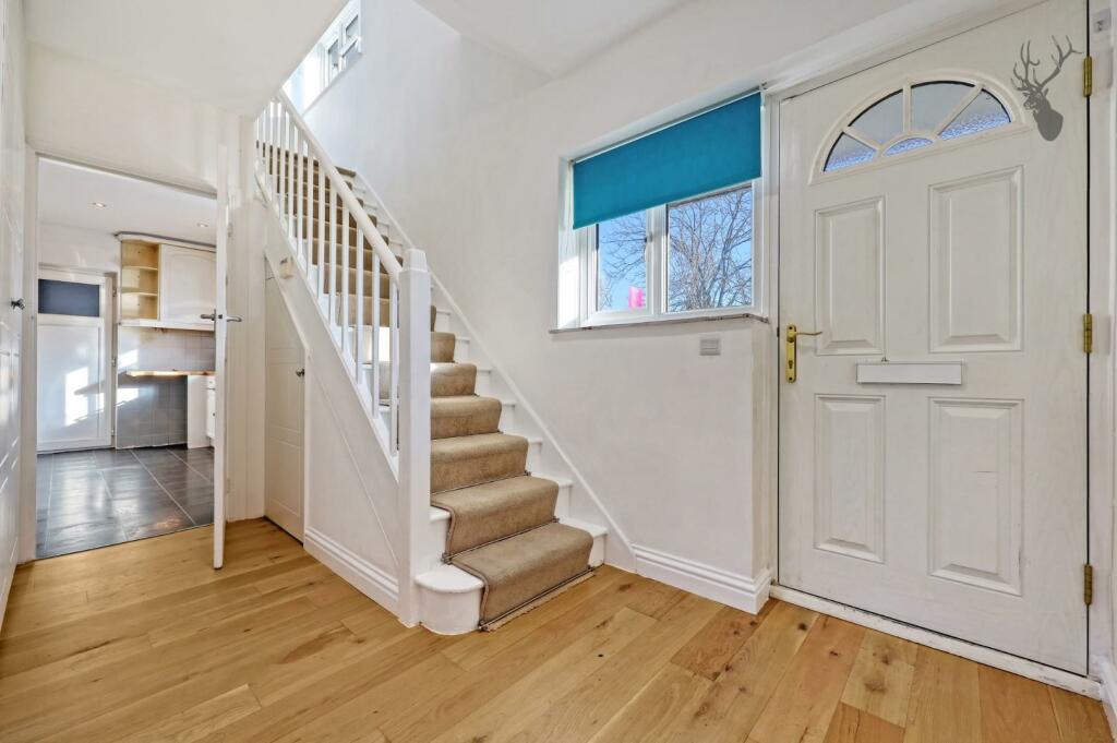Additional image 10 of Centre Drive, Epping