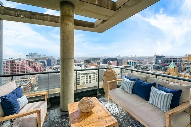 Additional image 32 of 438 King St Unit Ph03