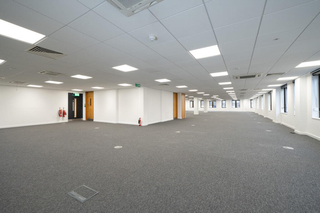 Additional image 6 of Galago House, 163 Brighton Road, Coulsdon, Surrey, CR5 2NH