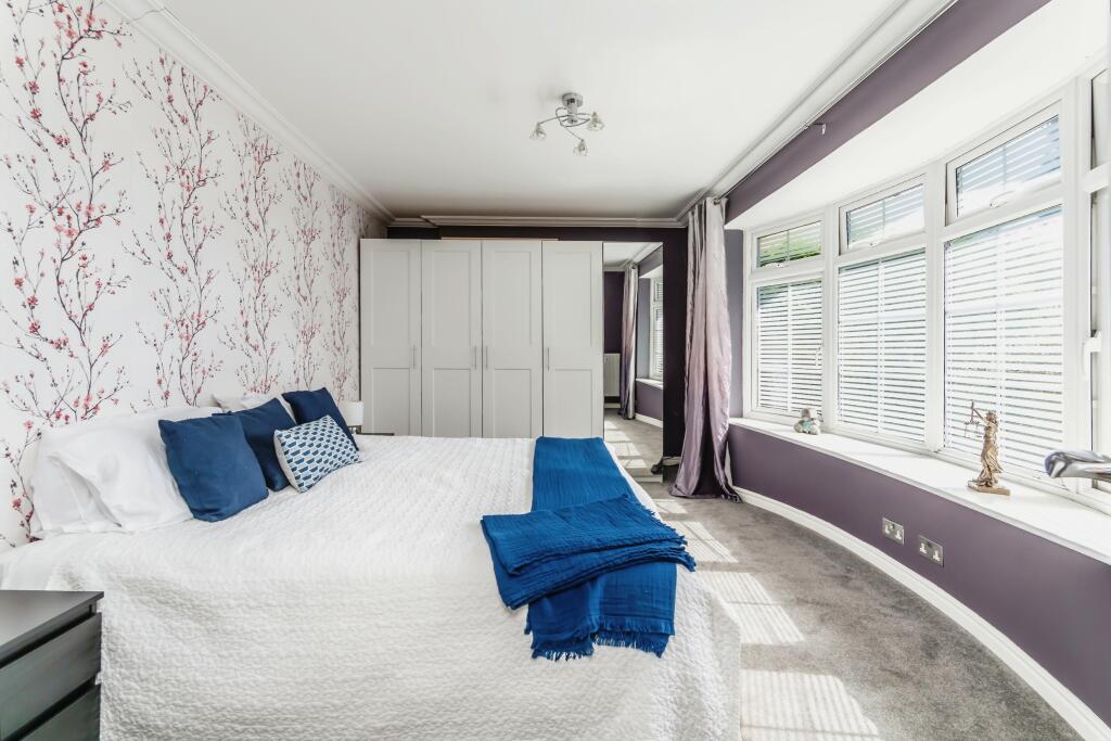 Additional image 4 of Leazes Avenue, Chaldon, Caterham, Surrey, CR3