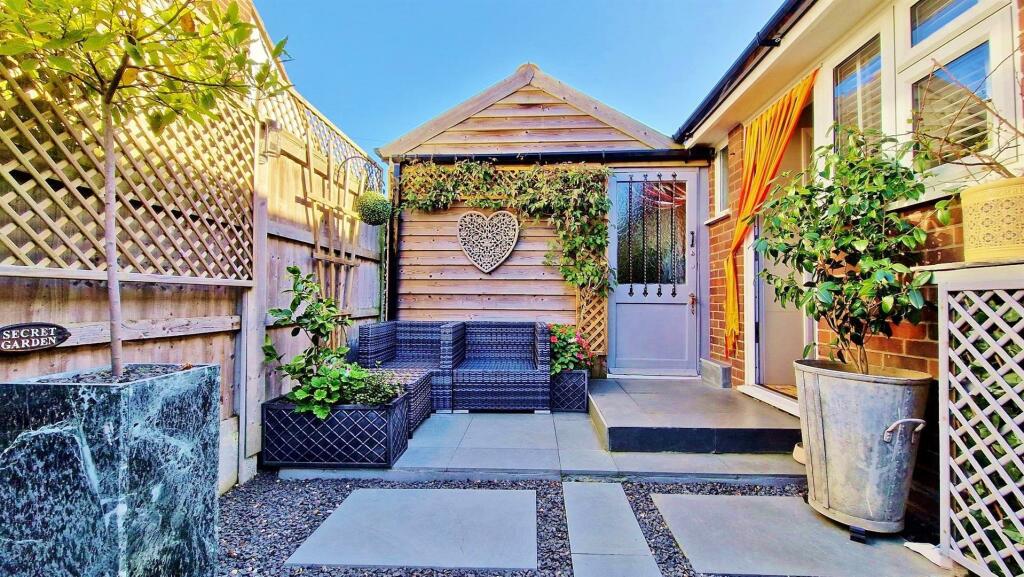 Additional image 27 of Old Parsonage Way, Frinton-On-Sea