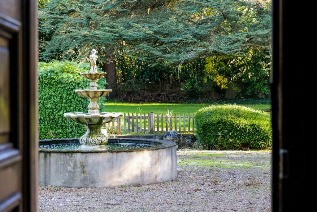 Additional image 19 of Shabden Park,  Chipstead