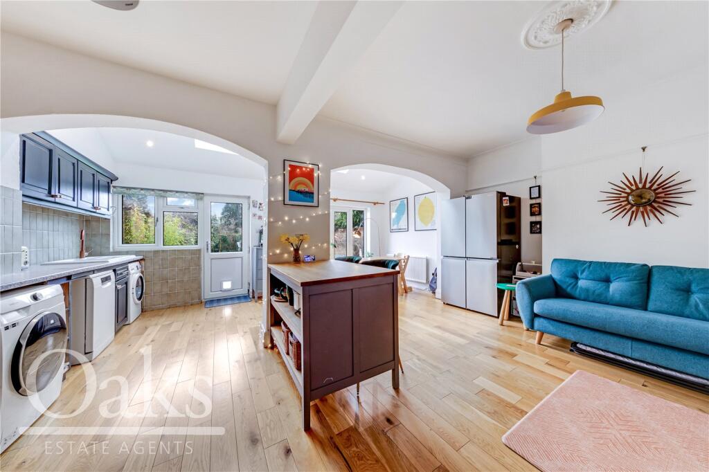 Additional image 13 of Craigen Avenue, Addiscombe