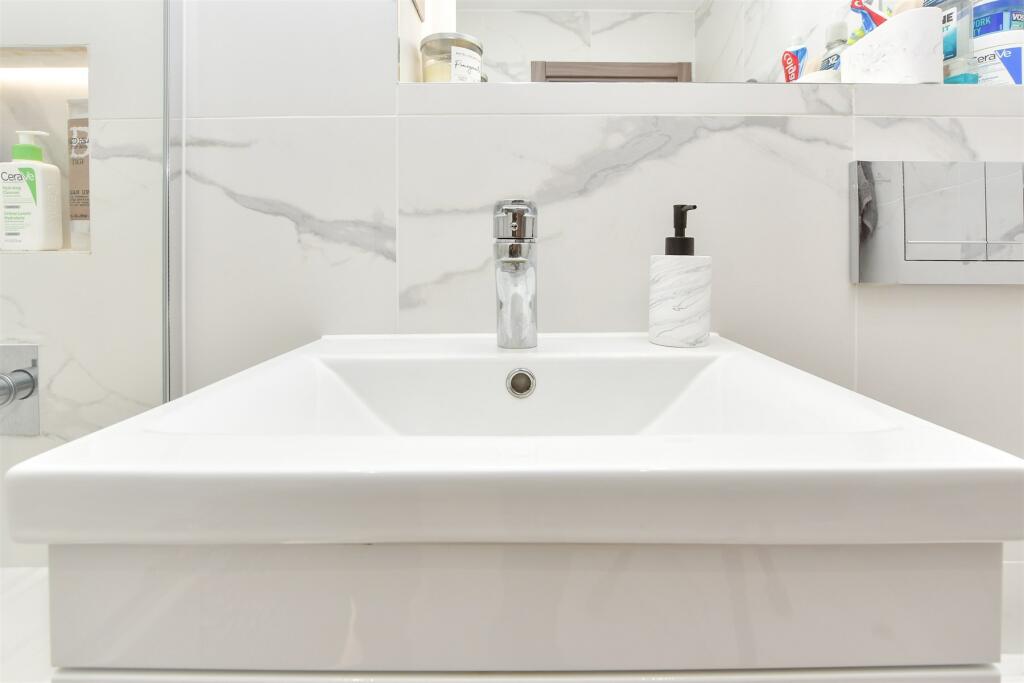 Additional image 4 of Croydon Road, Caterham, Surrey