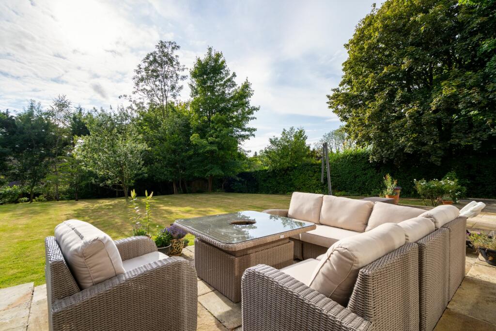 Additional image 26 of High Drive, Woldingham, CR3