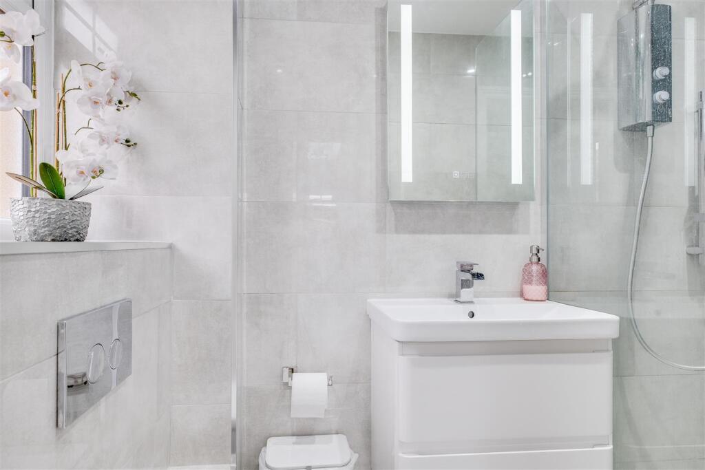 Additional image 11 of Talbot Avenue, Little Neston, Neston