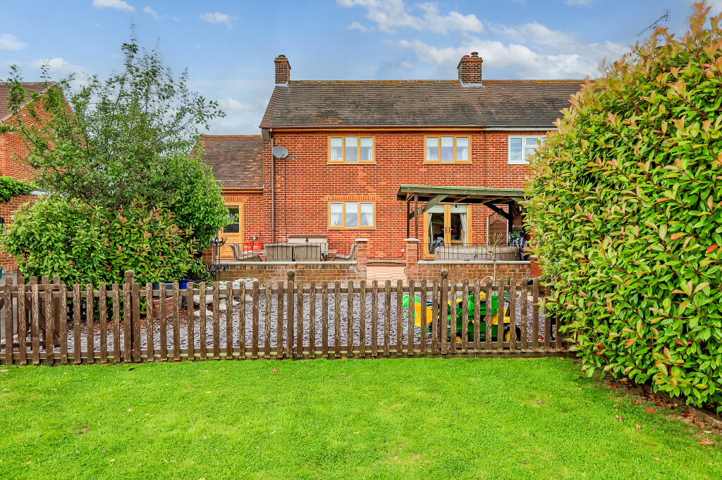 Additional image 25 of Agricultural Cottages, Church Road, West Hanningfield, Chelmsford