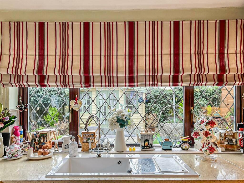 Additional image 8 of Vera Road, Downham, Billericay