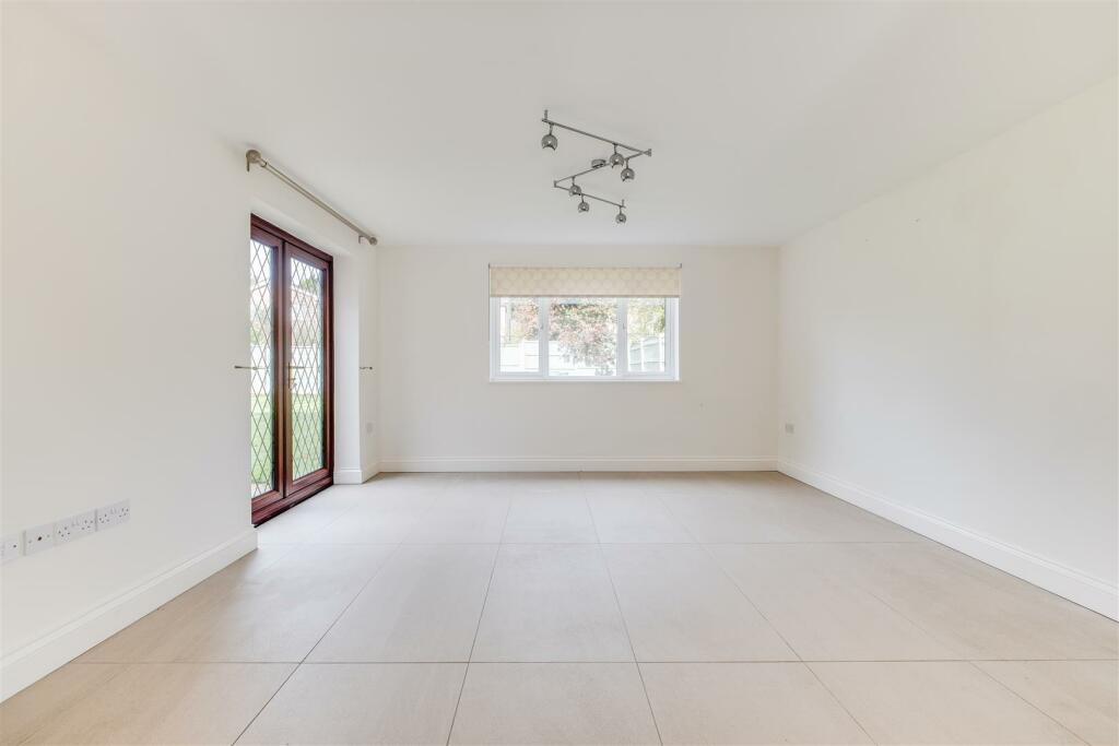 Additional image 5 of Hooton Way, Hooton, Ellesmere Port