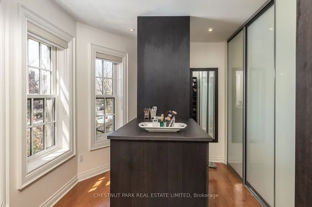 Additional image 22 of 17 Warren Rd