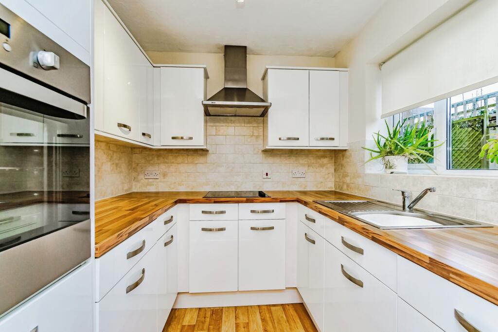 Additional image 4 of Caterham Lodge, 2 Stafford Road, Caterham, Surrey, CR3