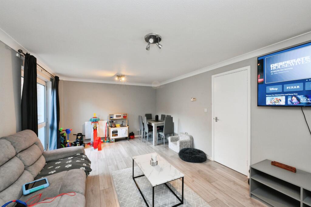 Additional image 5 of Mercers, Harlow