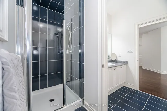 Additional image 34 of 42 Balloon Cres