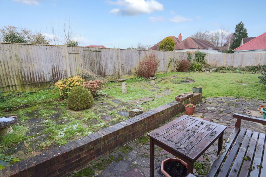 Additional image 7 of Lingfield Gardens, Coulsdon, CR5 1QQ