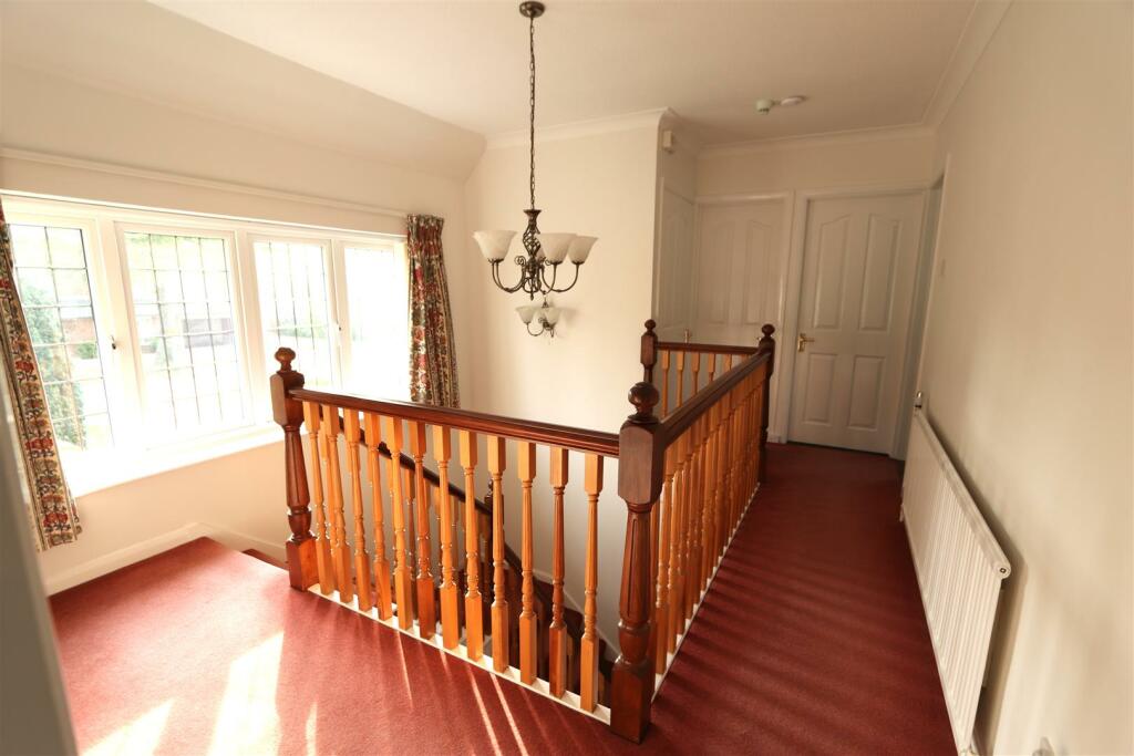 Additional image 9 of Roundwood Grove, Hutton Mount, Brentwood