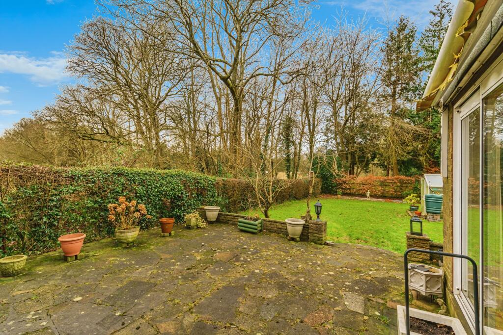Additional image 14 of Mount Avenue, Caterham, CR3