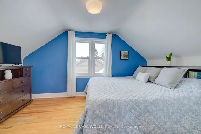 Additional image 18 of 46 Crestwood Ave