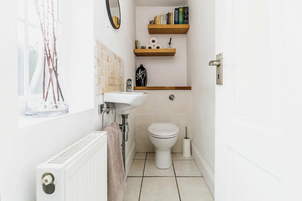 Additional image 14 of Sunny Rise, Chaldon, Caterham, Surrey, CR3