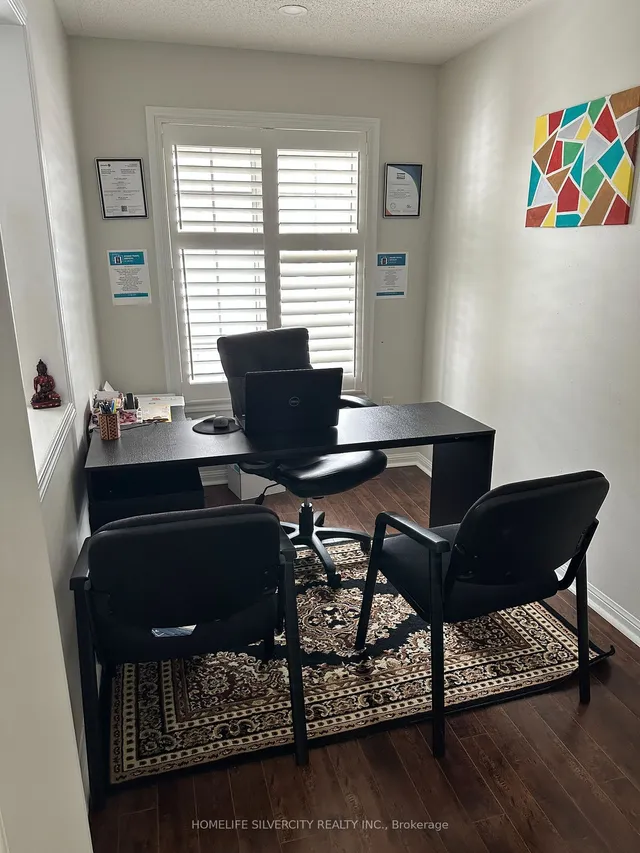 Additional image 20 of 36 Bonavista Dr