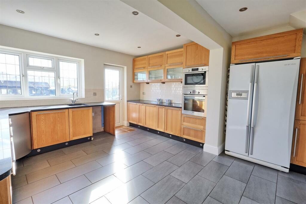 Additional image 24 of 11 OLD HOUSE LANE - ROYDON