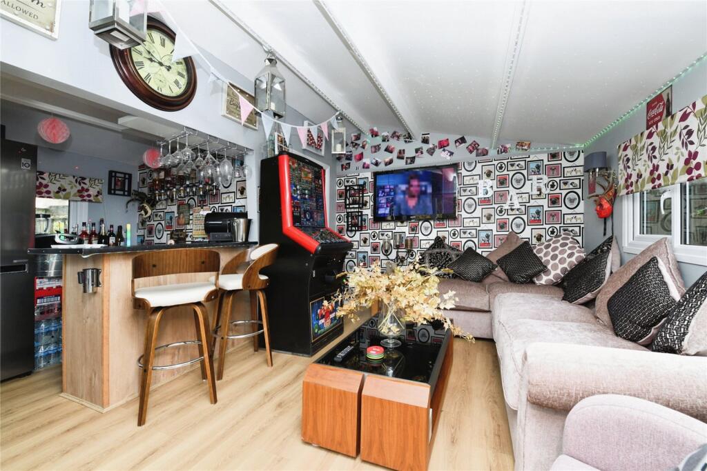 Additional image 33 of Oaklands Close, Braintree, CM77