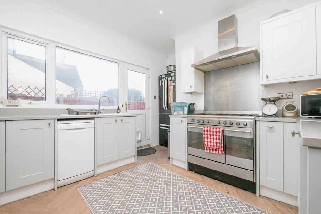 Additional image 6 of Freeland Road, Clacton-on-Sea, CO15