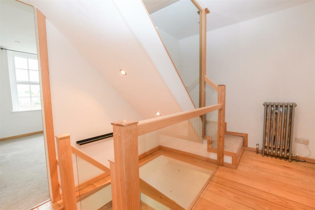 Additional image 13 of Victoria Road, Little Neston, Neston