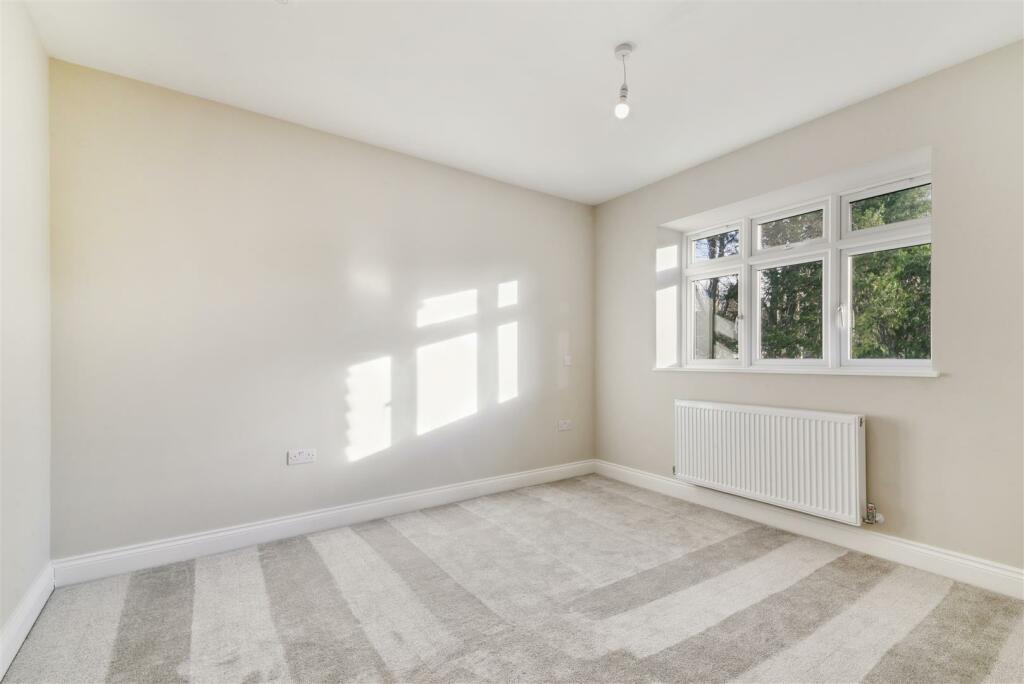 Additional image 19 of Harewood Road, South Croydon