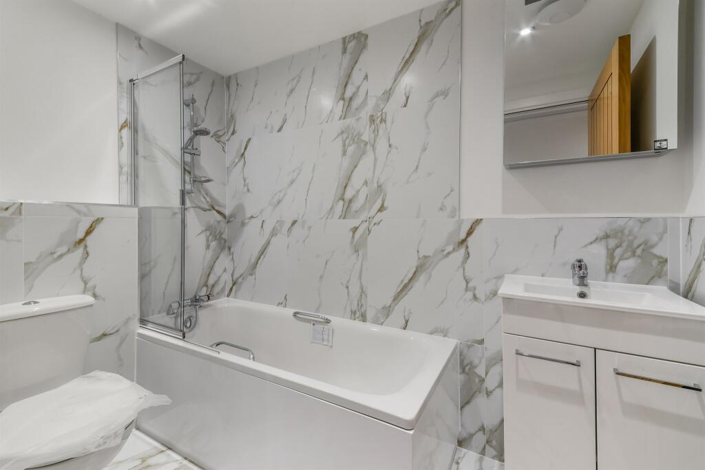 Additional image 7 of Kingswood Way, South Croydon