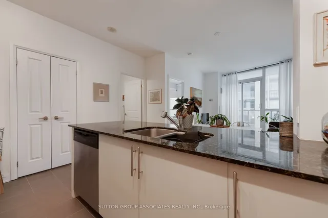 Additional image 6 of 530 St Clair Ave Unit 1406