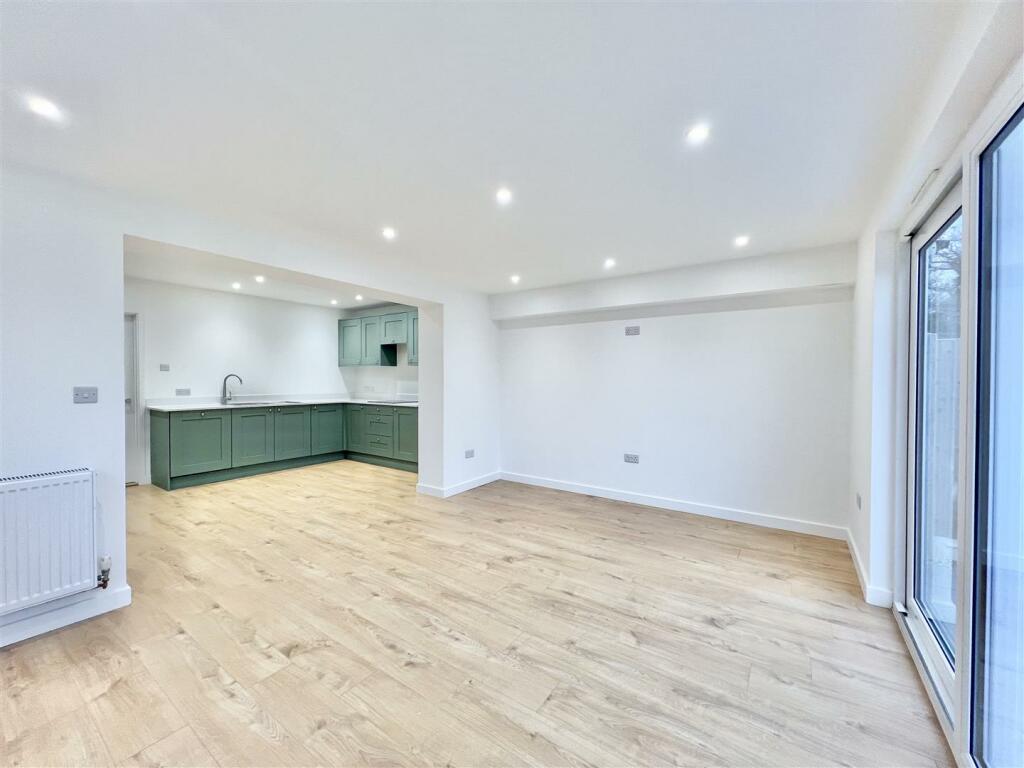 Additional image 7 of Home Mead, Writtle, Chelmsford