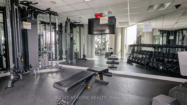 Additional image 17 of 5101 Dundas St Unit 906