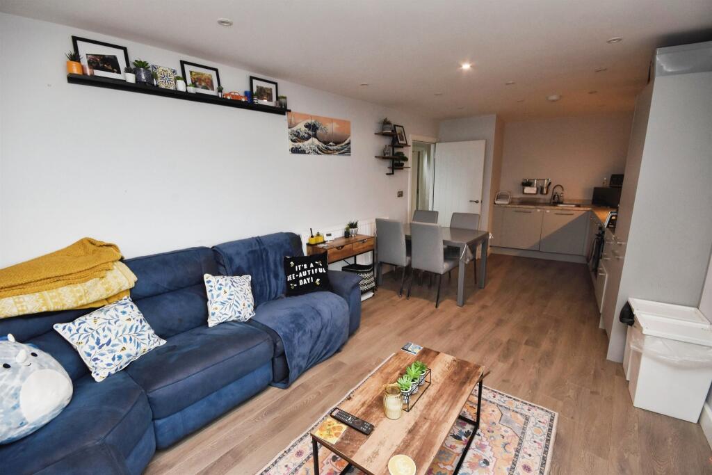 Additional image 4 of High Street, Braintree